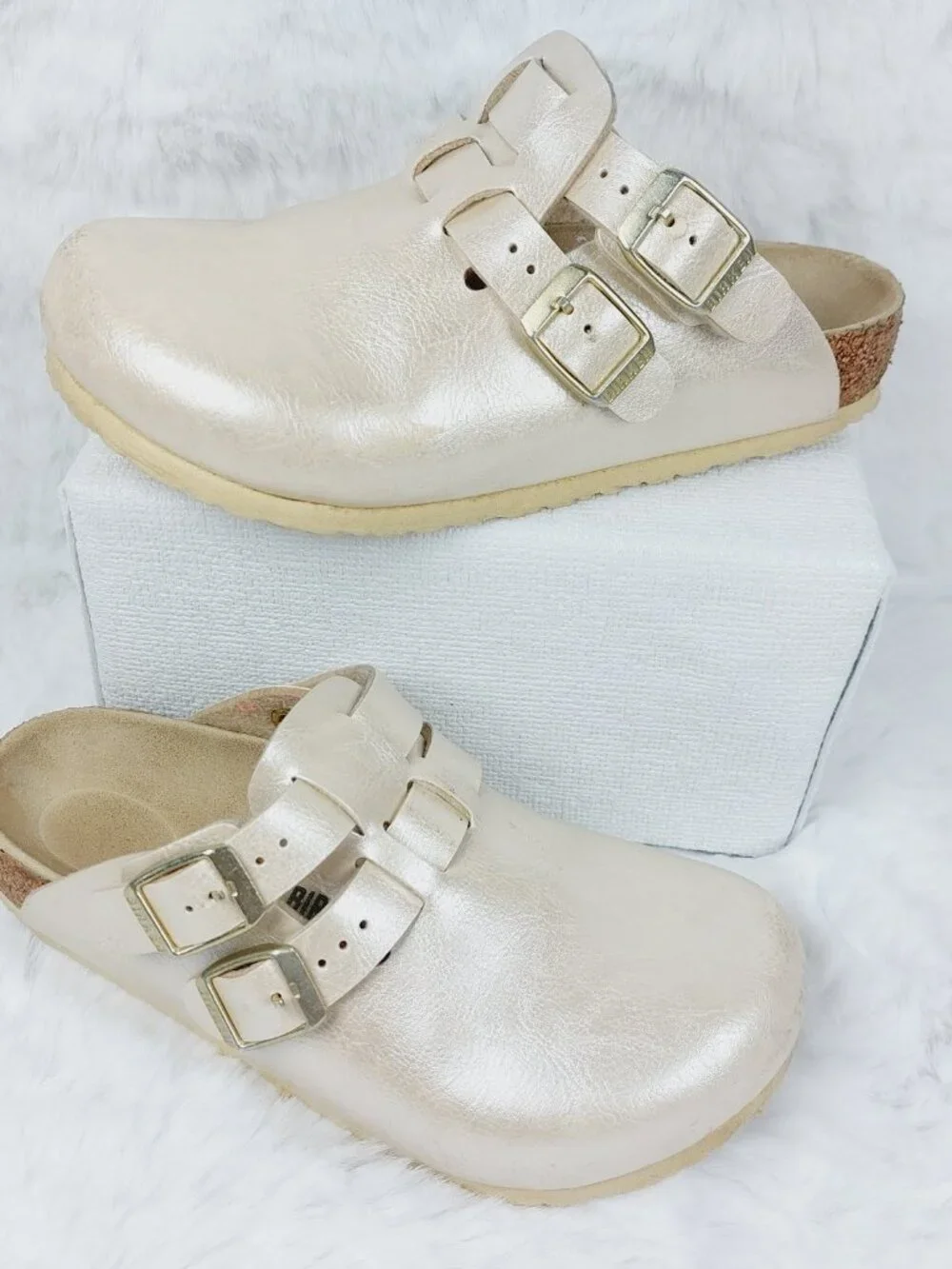 Birkenstock Cream Metallic Two-Strap Clog Sandal for Kids